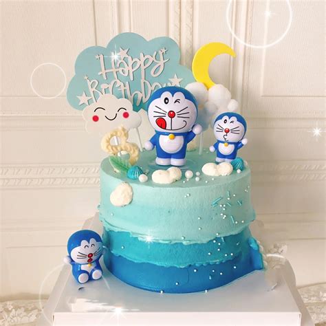 哆啦A梦蛋糕图片