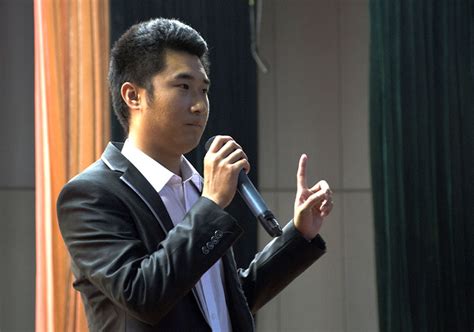 校友李雪峰、黄鹏就业创业事迹入选 2019年湖北省大学生就业创业人物典型事迹