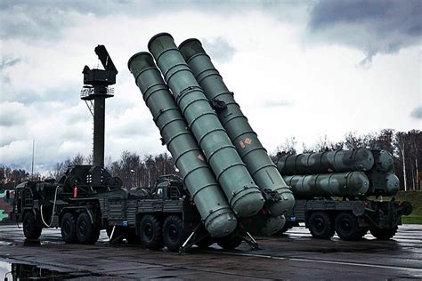 普京：俄军品出口计划超额完成 订单总额创纪录_凤凰网