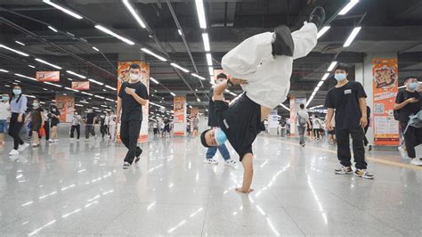 这就是深圳街舞！首届深圳街舞大赛举行_深圳新闻网