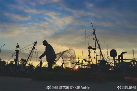 养护绿色渔业资源 | 龙羊峡水库增殖放流30万尾鱼苗