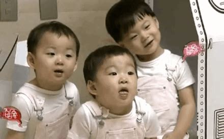 大韩民国万岁三胞胎近照曝光，三人魅力不同，很萌！- 娱乐八卦_赢家娱乐