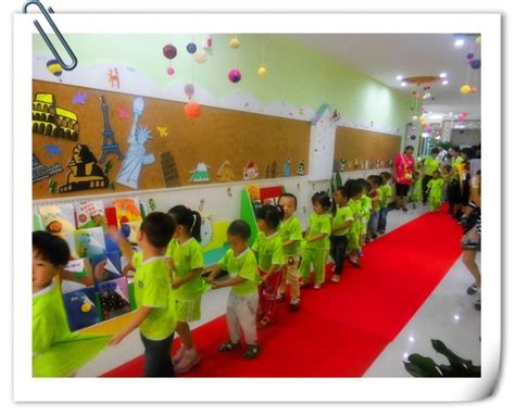 开学第一天_南京天润城伟才幼儿园欢迎您！