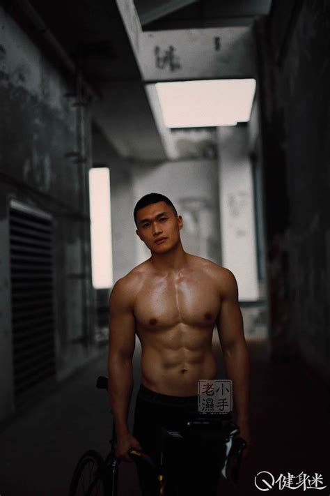 中国肌肉男国产肌肉帅哥罗大发Will 中国 健身迷网