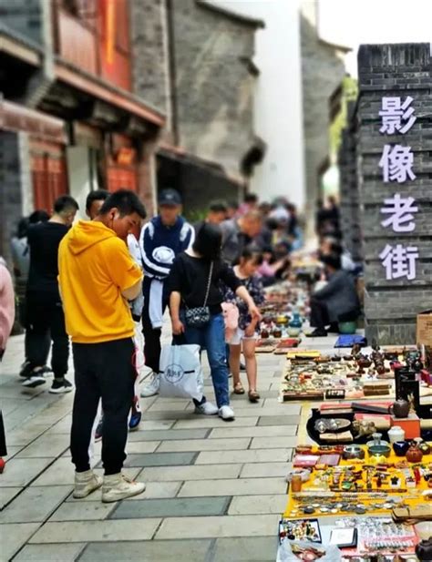 穿越到80年代！昆明老街跳蚤市场又回来了！_云桥网