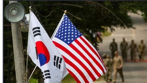 美“里根号”核动力航母战斗群抵达韩国，将参加月底美韩联合军演|核动力航母|里根|韩国_新浪新闻