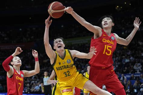 中国女篮险胜澳大利亚队晋级女篮世界杯决赛！明日将同美国队争冠__财经头条