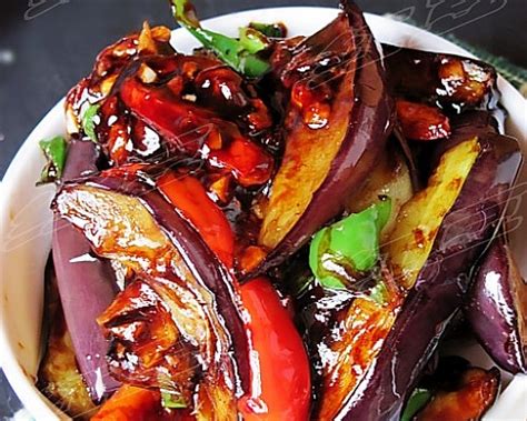 鲁味红烧茄子的做法_【图解】鲁味红烧茄子怎么做好吃_红豆_家常做法大全_豆果美食