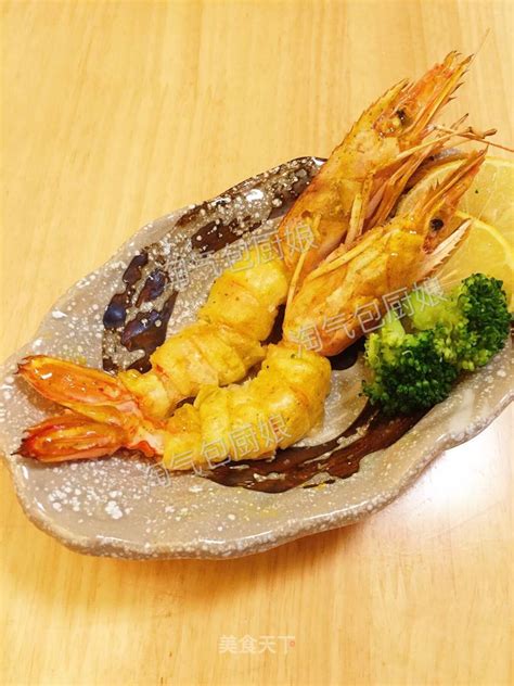 咖喱酥皮大虾的做法_菜谱_美食天下