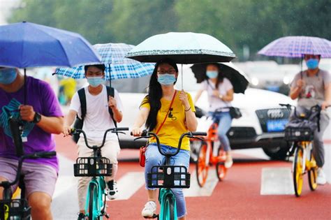 北京最新天气预报：今明两天有雨，本周最高气温都在30℃以下 | 北晚新视觉
