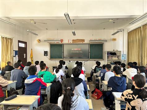 重庆市电脑培训班-地址-电话-重庆小施课堂