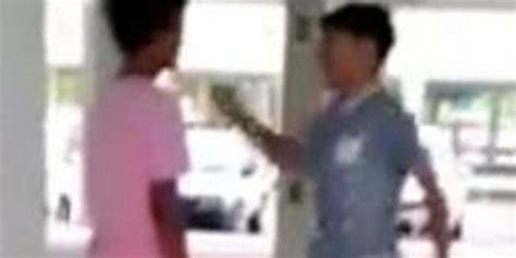 大马华裔中学生疑遭同学霸凌 视频遭网民谴责_手机新浪网