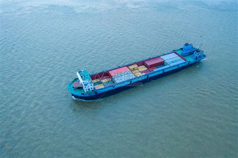 海上航行装满集装箱的物流货轮高清图片下载-正版图片501345126-摄图网