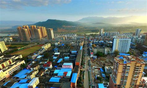 广州市各区统计局发布了七普各个街镇人口数据_广州人口_聚汇数据