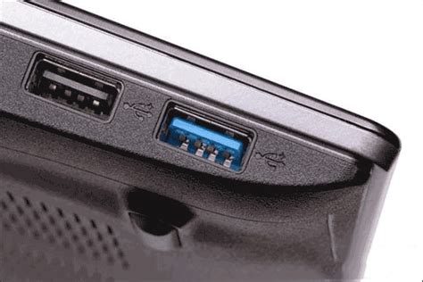 如何一眼看出USB是3.0还是2.0？-度小视
