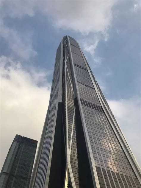 印尼建东南亚第一高楼，523米高刷新首都雅加达天际线