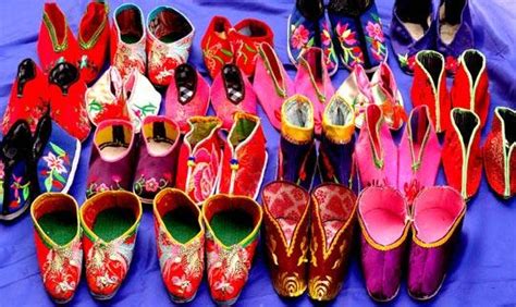 羌族绣花鞋,民间艺术,文化艺术,摄影素材,汇图网www.huitu.com