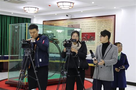甘肃省兰州广播电视台融媒体指挥调度中心启动