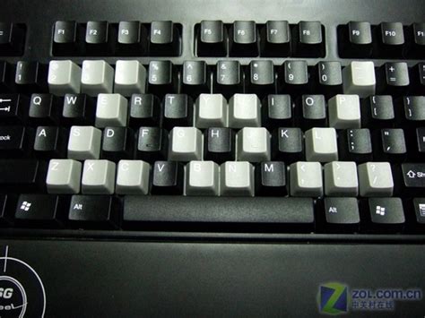 电脑power键是哪个键（6张图带你了解电脑键盘键位及功能）-爱玩数码