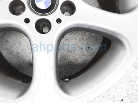 2002 BMW X5 Front Driver Wheel / Rim (18 Inch) 36-11-6-752-027,