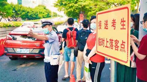 高考路上一个也不能少！广州交警为413名高考师生解困
