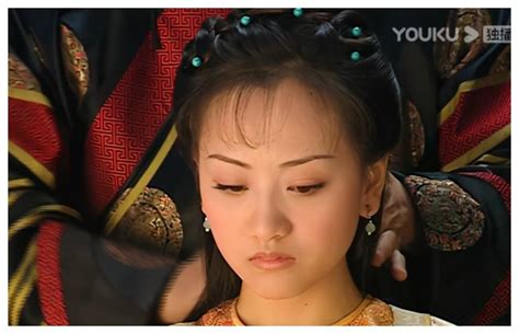 少年天子17年，依旧还记得杨蓉的佟腊月，惊艳了时光一般的存在__财经头条