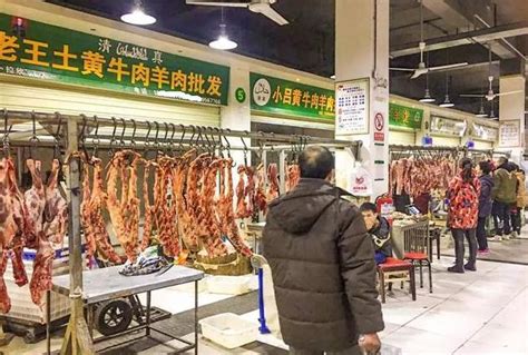 【小编带你逛市场】之生鲜肉交易大厅 - 市场行情 - 青岛市城阳蔬菜水产品批发市场