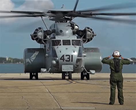 Helicóptero de transporte pesado Sikorsky CH-53K King Stallion | Área ...