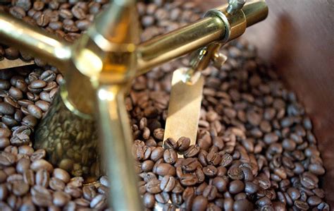 烘焙的种类与阶段 精品咖啡 咖啡烘焙程度 好喝的咖啡烘焙程度 中 中国咖啡网