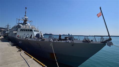 揭秘日本宙斯盾舰的相控阵雷达，可以反制洲际导弹_凤凰网视频_凤凰网