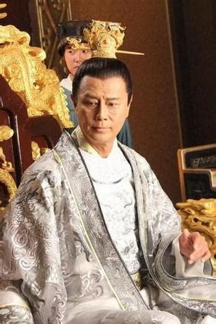 五鼠闹东京剧情介绍