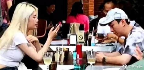 王思聪带女友小餐馆吃饭，看了菜单却被张大了嘴！-搜狐娱乐