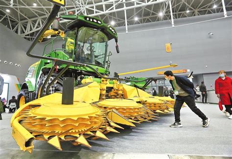 中联农机创新之作震撼亮相2020国际农机展 | 农机新闻网,农机新闻,农机,农业机械,拖拉机