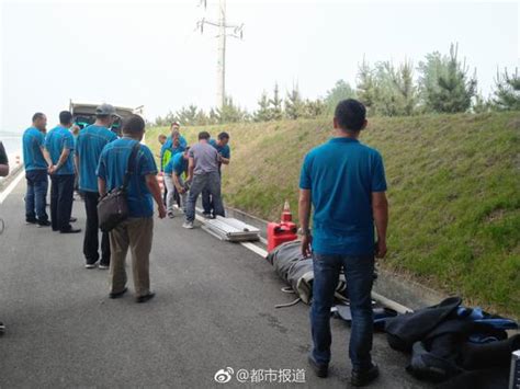 21岁空姐郑州打车遇害 救援队员开始搜索打捞嫌疑人_手机新浪网