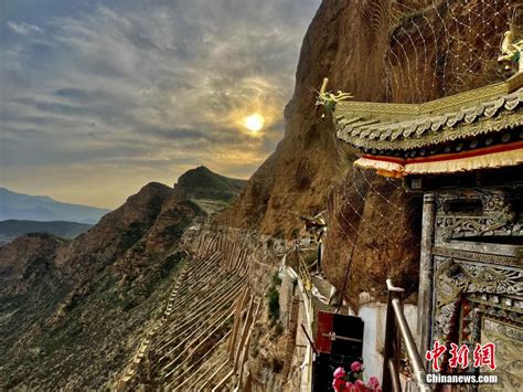 桑吉扎西：青藏高原最独特的人文景观，藏传佛教造像艺术_凤凰网