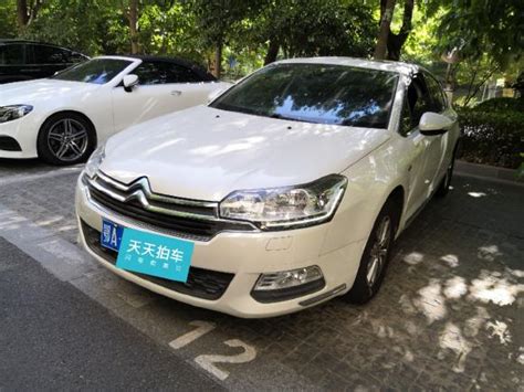 【南京二手车】雪铁龙雪铁龙C5能卖多少钱2012款 2.0L 自动尊享型价格评估 3.73万_天天拍车