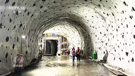 焦点访谈走进锦屏地下实验室：在地下2400米寻找宇宙幽灵_四川在线