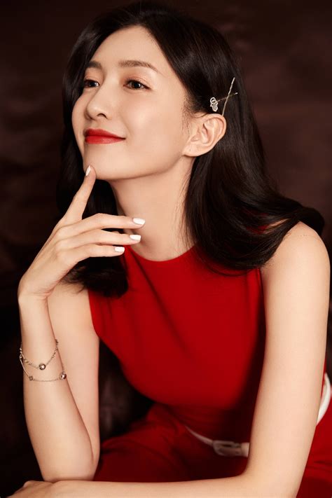 江疏影图片