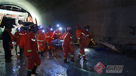 云南安石隧道突泥涌水事故致6人遇难 尚有6人失联_手机新浪网