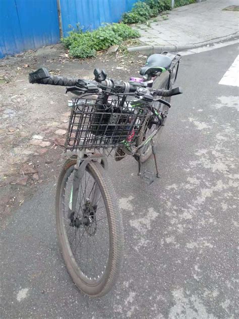 转让一辆大型人力三轮车 - 桂林二手自行车 桂林自行车信息 - 桂林二手市场