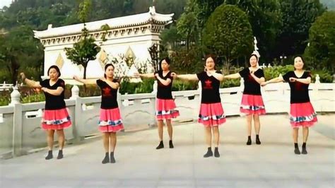 最简单的广场舞8个8拍步子舞，没基础的人一看都会跳_腾讯视频