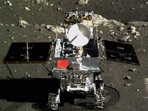 【新华网】“玉兔”发现：月球在“晚年”依然活跃----中国科学院地质与地球物理研究所