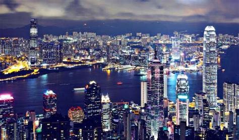 中国最繁华城市排行榜_中国最繁华的10个城市排名 上海第一当之无愧_中国排行网