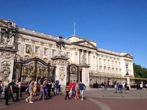 白金汉宫在伦敦，英国高清摄影大图-千库网