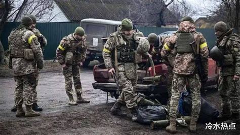 俄乌冲突已经白热化，科索沃塞又起波澜，或引爆“巴尔干火药桶”|科索沃|北约|俄罗斯_新浪新闻