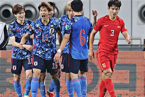 世预赛国足0-1日本！国足0-1日本遭两连败 - 风暴体育
