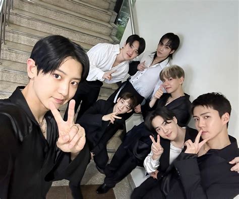 EXO图片