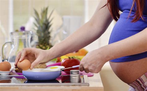 孕妇不能吃的食物清单 怀孕期间不能贪嘴多吃的5种水果 _八宝网