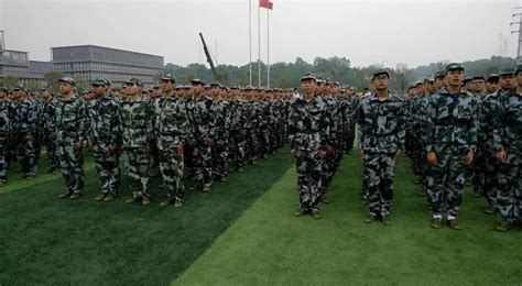 企业军训-队列训练_北京军训基地|军创联盟军事化拓展