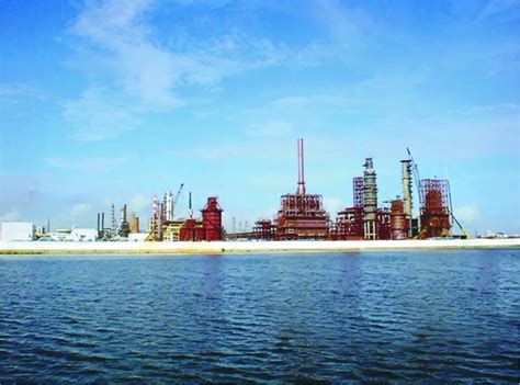 2022年湛江港海上防污应急演练在中科炼化举行_中国石化网络视频